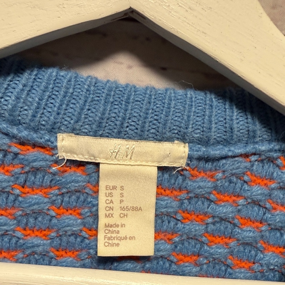 H&M sweater - Picture 4 of 5